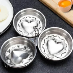 The Culinary Kit Küche & Esszimmer-Antihaftbeschichteter Eierbereiter in Herzform – einfach zu verwendender Keksbereiter