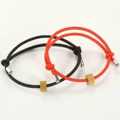 Wild u0026 Free Gear Autozubehör|Automobilindustrie-Armband zum Zertrümmern von Autofenstern – Notfall-Fluchtwerkzeug