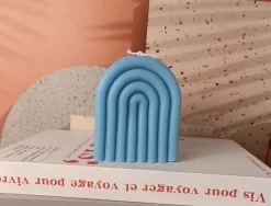 Tom Wohndeko-Aromara Arched Soy Scented Candle – Freesia, Rose & Wild Bluebell