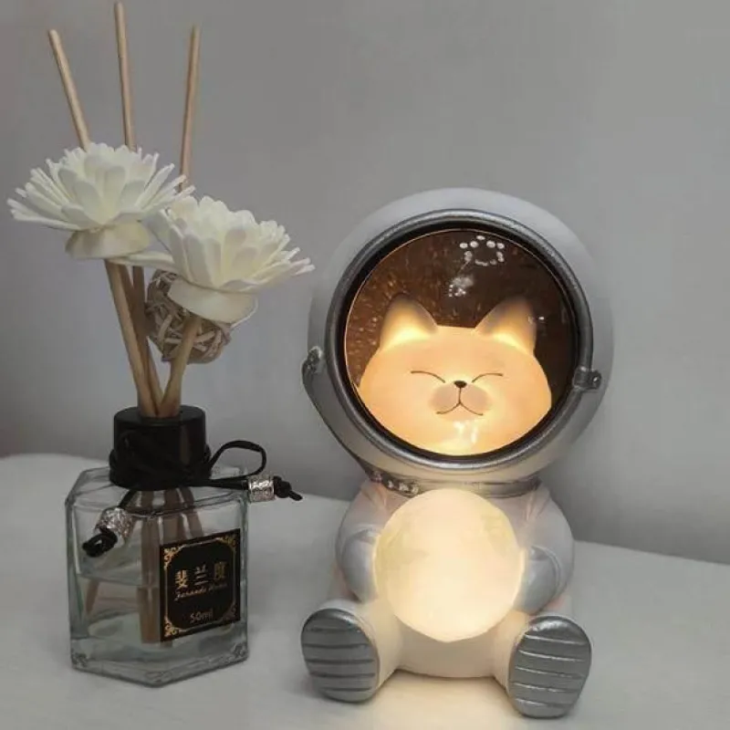 Comfort u0026 Style Beleuchtung-Astronauten-LED-Nachtlicht – süßes Haustier-Dekor für Kinder