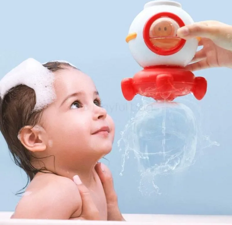 The Decor Haven Babyspielzeug-Astronauten-Wassersprühspielzeug – Outdoor-Spaß mit Weltraumthema