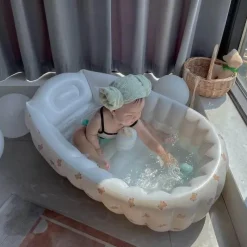Kinder The Decor Haven Kinderwagen & Zubehör-Aufblasbare Mini-Badewanne – Little Swimmer Babybadewanne für Kinder