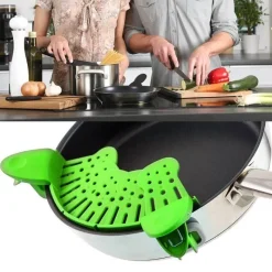 The Culinary Kit Küche & Esszimmer-Ausziehbarer Topftrichter-Abtropfständer – vielseitiges Küchenwerkzeug zum einfachen Abseihen