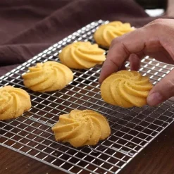 Tom Küche & Esszimmer-Backblech aus Edelstahl mit herausnehmbarem Kühlgitter – vielseitiges Backgeschirr-Set