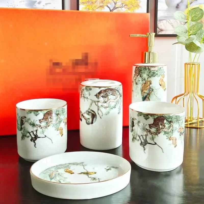 Feast u0026 Flair Küche & Esszimmer-Badezimmerset „Tropical Rainforest“ – 5-teilige Sanitärkeramik