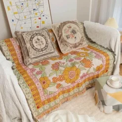 Warm Embrace Bettzeug-Böhmische Wandteppichdecke - Floraler Sofabezug