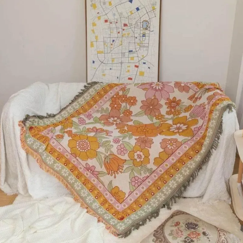 Warm Embrace Bettzeug-Böhmische Wandteppichdecke - Floraler Sofabezug