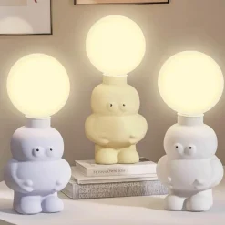 Bright Accents Beleuchtung-Bigfoot Schreibtischlampe - Einzigartige Sasquatch Resin Tischleuchte