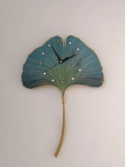 The Gilded Nest Wohndeko-Blatt-Wanduhr – Elegantes, stilles Dekor