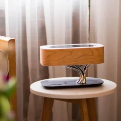 Bright Accents Beleuchtung-Bluetooth-Lautsprecherlampe – Schreibtischlampe im Baumdesign