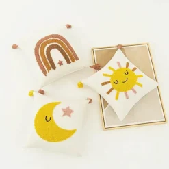 The Cushion Corner Bettzeug|Wohndeko-Boho Regenbogen Mond Kissenbezug - Gelbes Quastenkissen 45x45cm