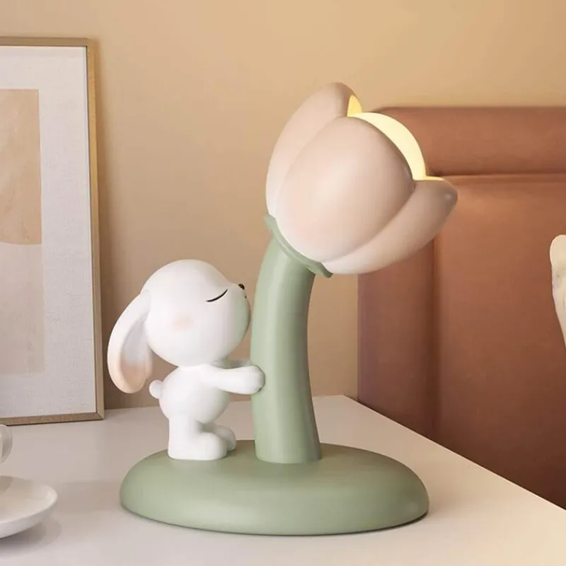 Bright Accents Beleuchtung-Bunny Tischlampe - Tulpenblumen Design