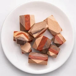 The Decor Haven Babyspielzeug-Buntes Stapelspiel aus Holz – Intelligentes Spielset für Kinder