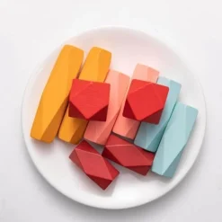 The Decor Haven Babyspielzeug-Buntes Stapelspiel aus Holz – Intelligentes Spielset für Kinder