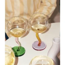 Plates u0026 More Küche & Esszimmer-Buntes Weinglas mit gedrehtem Stiel – 300 ml Kelch