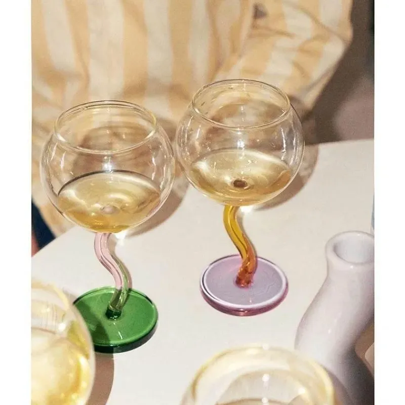 Plates u0026 More Küche & Esszimmer-Buntes Weinglas mit gedrehtem Stiel – 300 ml Kelch