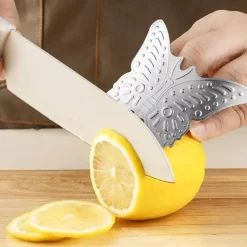 The Culinary Kit Küche & Esszimmer-Butterfly-Messerschild – verstellbarer Fingerschutz aus Edelstahl