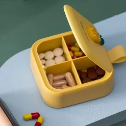 The Relaxation Nook Gesundheits-Gadgets|Gesundheits- Und Entspannungstools-Cartoon-Pillen-Organizer – süße Medikamenten-Reisetasche