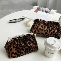 Damen Everly u0026 Lace Damenbekleidung-Clarissa Kosmetiktasche – Stilvolle Make-up-Tasche für die Reiseorganisation