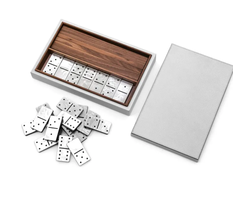 Pinetti Spielzeug & Spiele-Classic Dominoes: The Timeless Game for Family Fun and Strategy