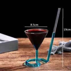 Plates u0026 More Küche & Esszimmer-Cocktailglas mit Spiralstrohhalm – Kreativer Partykelch