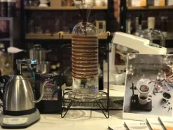 The Cozy Mug Küche & Esszimmer-Cold Brew Kaffeemaschine – Kaffeemaschine im Barista-Stil