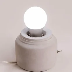 Comfort u0026 Style Beleuchtung-Compact LED Desk Lamp - Modern Stylish Light