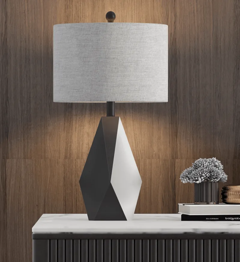 Glow u0026 Shade Beleuchtung-Crystal Noir Table Lamp - Elegant Decorative Lighting