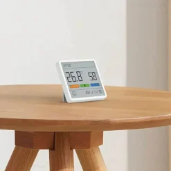 The Decor Haven Gadgets Für Zuhause-Digitales Thermometer und Feuchtigkeitsmessgerät mit Uhr