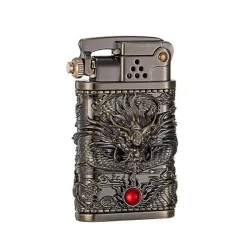 The Outdoor Vault Heimwerkzeuge|Outdoor & Garten-Dragon Wings Messingfeuerzeug - Kerosin-Design