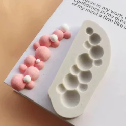 Tom Küche & Esszimmer-3D-Silikon-Blasen-Kuchenform für Kekse, Schokoladenkugeln