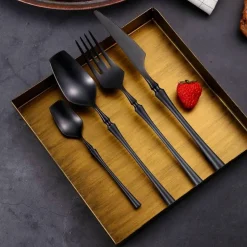 Cutlery Craft Küche & Esszimmer-Edelstahl-Besteckset – Modernes, elegantes Essbesteck