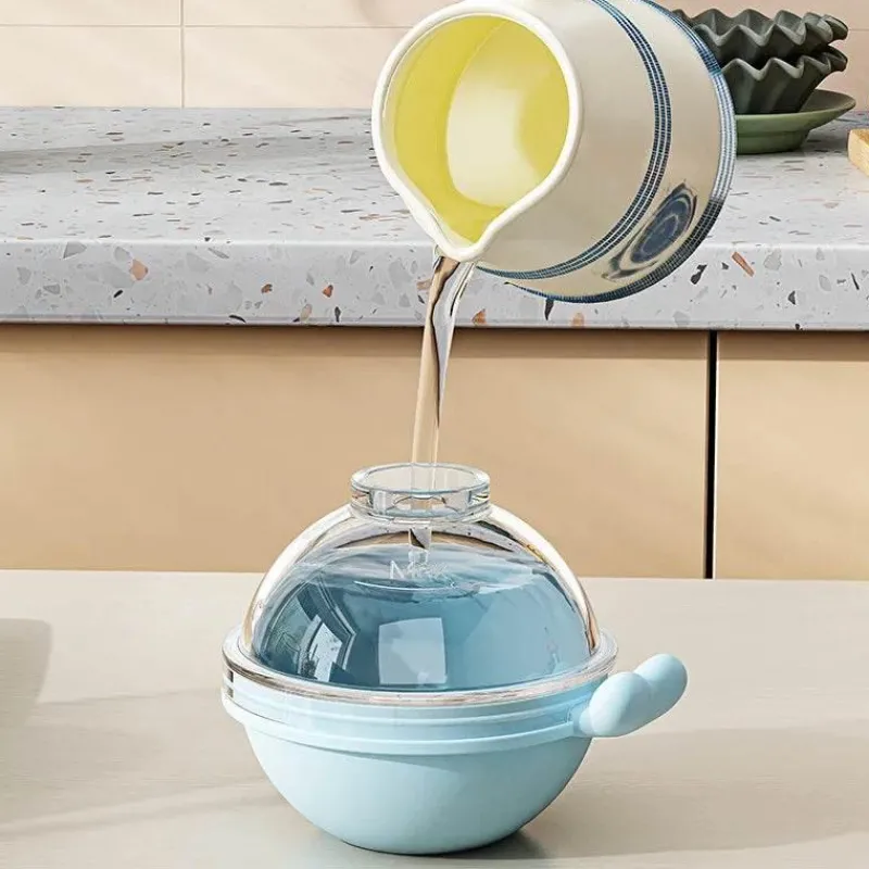 The Culinary Kit Küche & Esszimmer-Eiskugelformer aus Silikon mit Delfinmotiv – lustige Eiskugelform