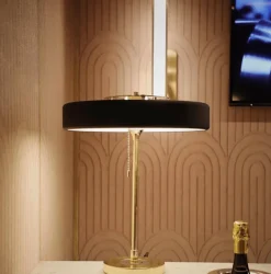 Glow u0026 Shade Beleuchtung-Elegant Black Candle - Noir Éminence Decorative Candle