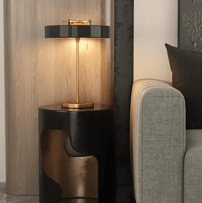 Glow u0026 Shade Beleuchtung-Elegant Black Candle - Noir Éminence Decorative Candle