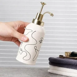 The Bath Nook Badezimmer-Elegant Line Drawing Bathroom Set - Stylish Home Decor Essentials