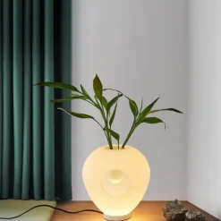 Bright Accents Beleuchtung-Elegante Vasen-Tischlampe – Kreatives Glasdesign