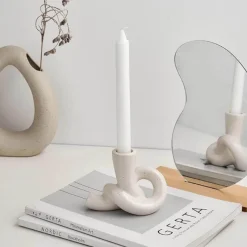 Scented Serenity Wohndeko-Eleganter Kerzenhalter – Dekorativer Lichtakzent