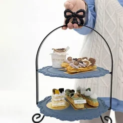 Elegance at the Table Küche & Esszimmer-Eleganter mehrstöckiger Tortenständer – Dessert-Display mit Schleife