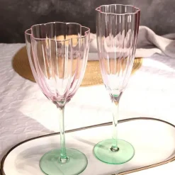 Plates u0026 More Küche & Esszimmer-Eleganter Rotweinkelch – Blütenblatt-Veins-Champagnerglas für Restaurants und Feiertage