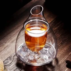 Plates u0026 More Küche & Esszimmer-Elegantes Set aus Weinkaraffe und Eiskrug aus Glas – Zubehör für die Hausbar