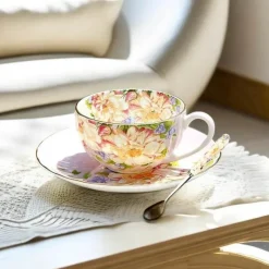 Plates u0026 More Küche & Esszimmer-Elegantes Teeservice aus Keramik – Kombination aus Tasse, Untertasse und Löffel