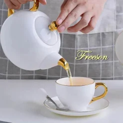 Feast u0026 Flair Küche & Esszimmer-Elegantes Teeservice aus Bone China – Teetassen und Teekanne aus weißem Gold