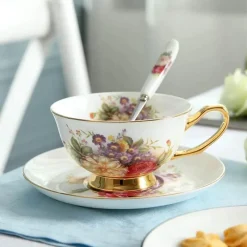 Feast u0026 Flair Küche & Esszimmer-Elegantes Teetassen-Set mit Blumenmuster – Premium Bone China mit Untertasse und Löffel