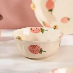 Plates u0026 More Küche & Esszimmer-Erdbeer-Nudelschüssel aus Keramik – 20,3 cm, hübsches, verbrühungshemmendes, süßes Design