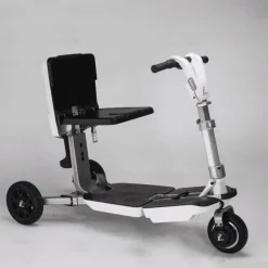 Wilderness Haven Mobilitäts- Und Support-Tools|Outdoor-Artikel-Faltbarer Dreirad-Scooter – Kompaktes Design für einfachen Transport