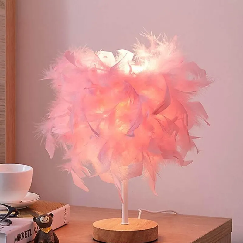 The Light Loft Beleuchtung-Feder-Tischlampe – Elegante Wohnbeleuchtung