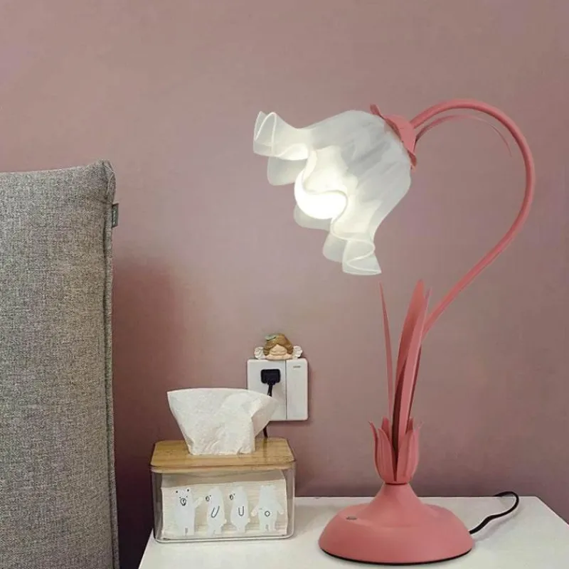 Glow u0026 Shade Beleuchtung-Florale Tischlampe - Elegantes romantisches Nachtlicht