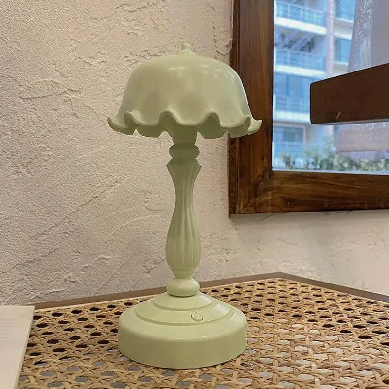 The Light Loft Beleuchtung-Flower Curling LED Nachtlampe - Dekoratives Tischlicht