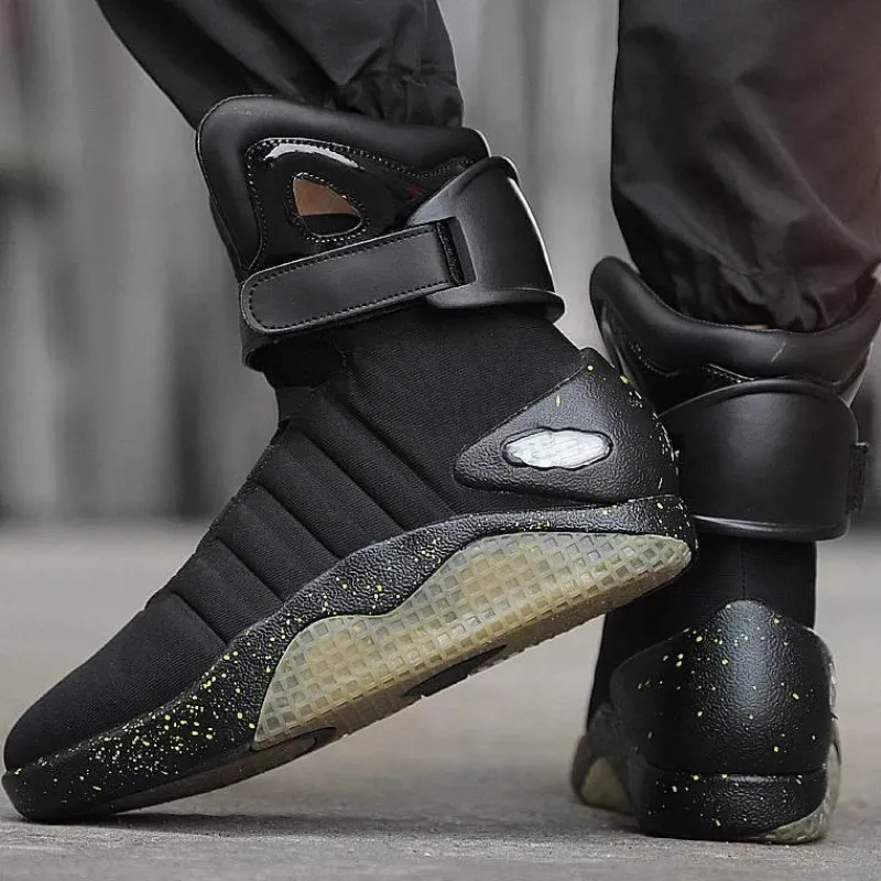 Herren Decor Herrenschuhe-Futuristische LED-Partystiefel – wiederaufladbare Leuchtschuhe